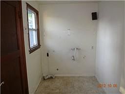 5th image of 4035 McKinley Ave