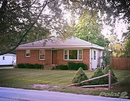 1st image of 651 66th St SE