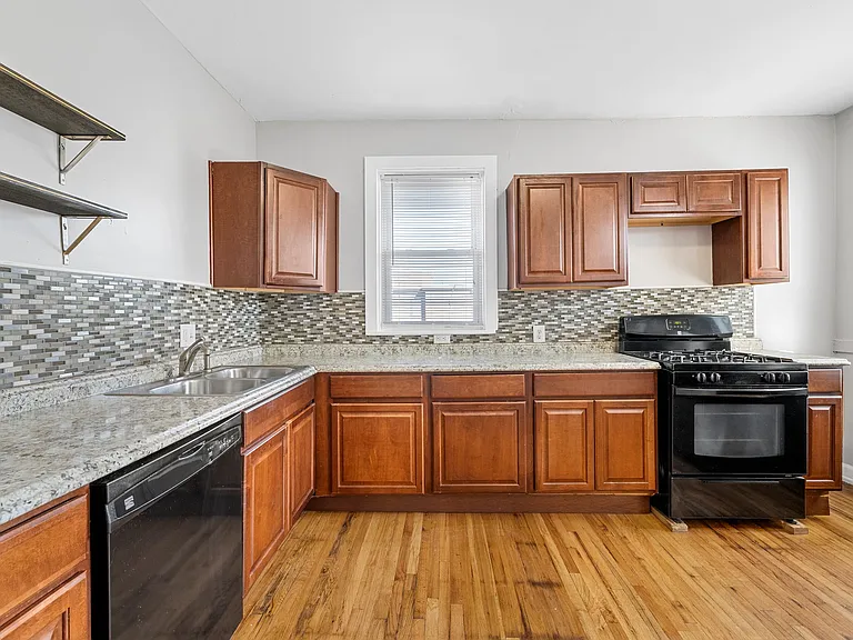 3027 Magnolia Ave — Photo 15