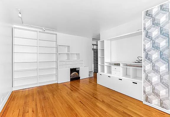 4th image of 505 E 82nd St APT 6H