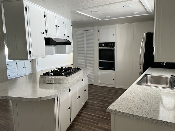 5th image of 15181 Van Buren Blvd Space 101