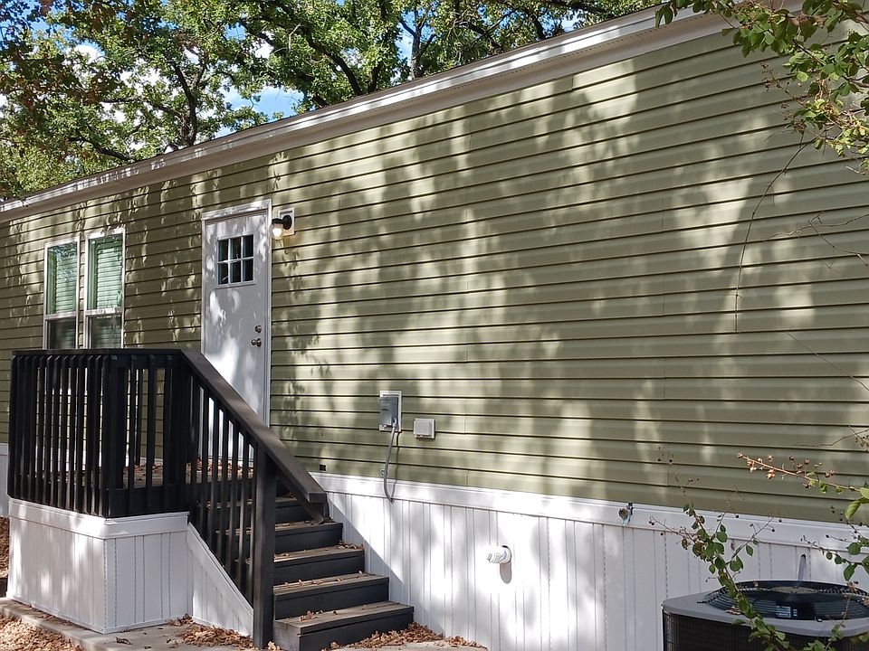 1st image of 140 Thousand Oaks Dr #49