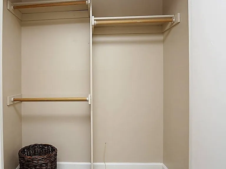 Walk In/ Large Closets