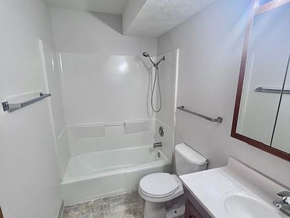 4th image of 1235 S 22nd St APT 11