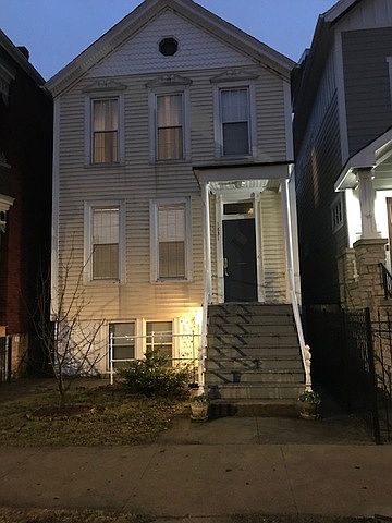 1st image of 1831 W Melrose St #1