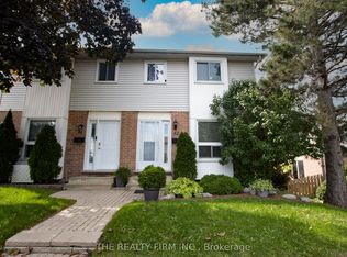 110 Deveron Cres #32, London, ON N5Z 4W7