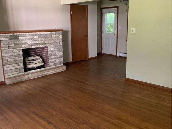2nd image of 1003 12th St SE #1007