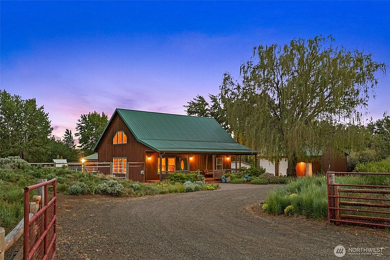 4th image of 1750 Rader Road