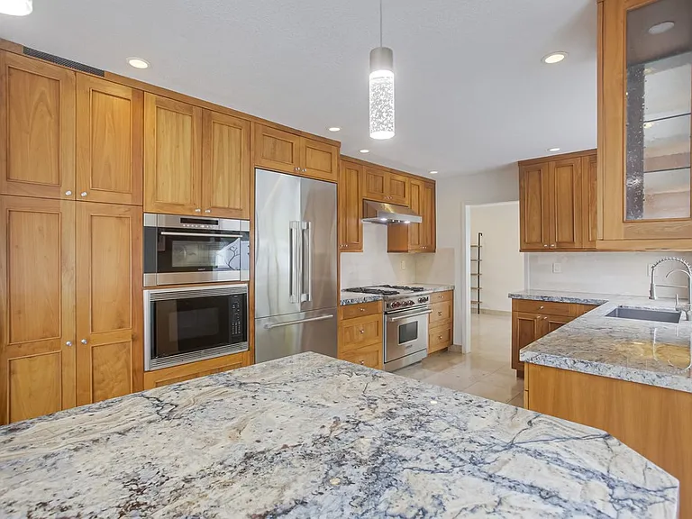 4377 Yosemite St — Photo 22