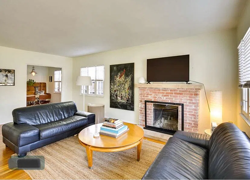 3 bed, 1325 sqft, $5,025 — Photo 2