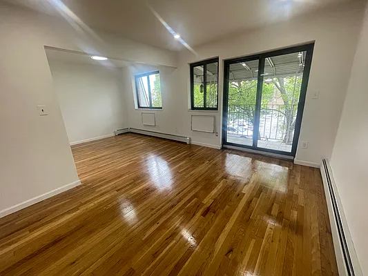 Rented by Compass | media 6