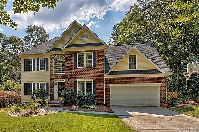 1st image of 3000 Bonnybrook Cir