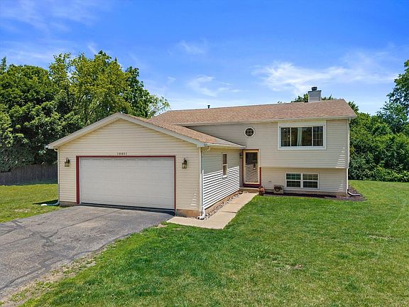 2nd image of 10011 Sheridan ROAD