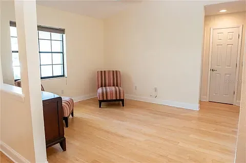 3 bed, 1978 sqft, $3,500 — Photo 3