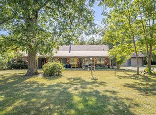 916 Billy Cy Rd, Grayson, LA 71435