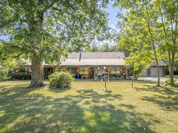 916 Billy Cy Rd, Grayson, LA 71435