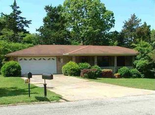 1304 S Kingswood Way, Mountain Home, AR 72653