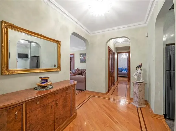 3845 18th Avenue image 10 of 13