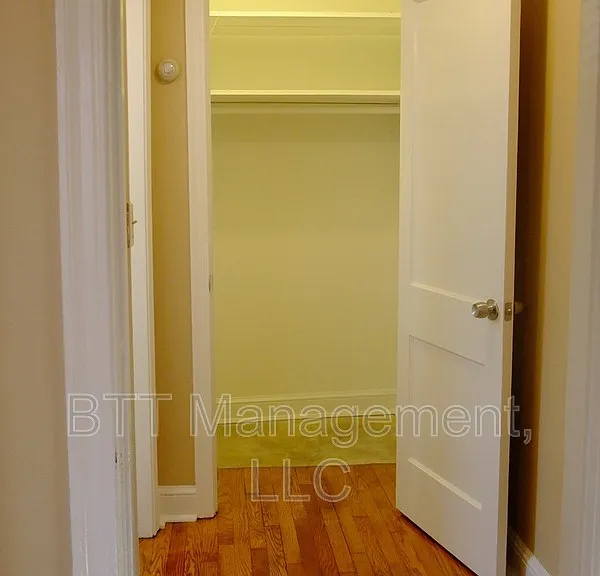 8401 Greenwood Ave #1 — Photo 15