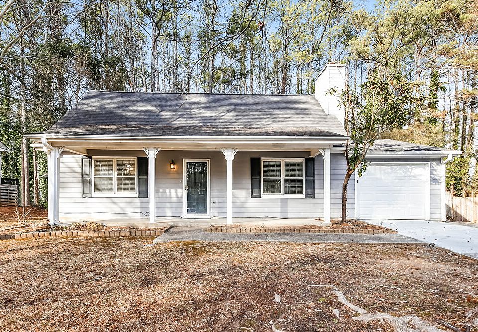 1st image of 2443 Hillboro Cir SW