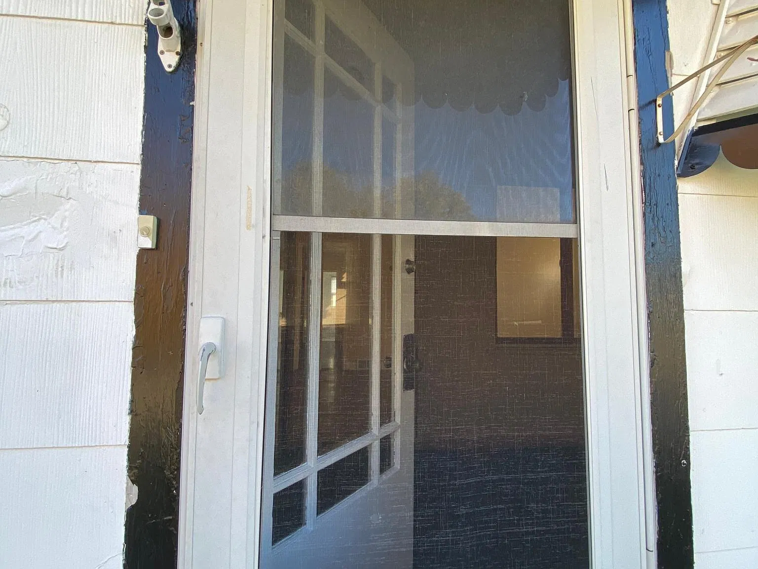 3 bed, 1200 sqft, $1,150 — Photo 4