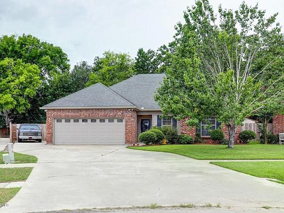 2nd image of 401 Wind Haven Ln