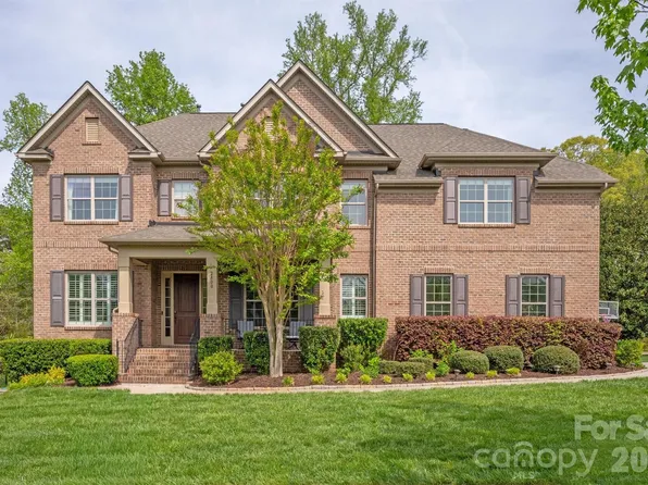 2800 Bevis Ln, Waxhaw, NC 28173