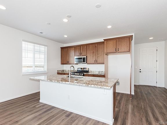 5th image of 16293 Alberta Dr