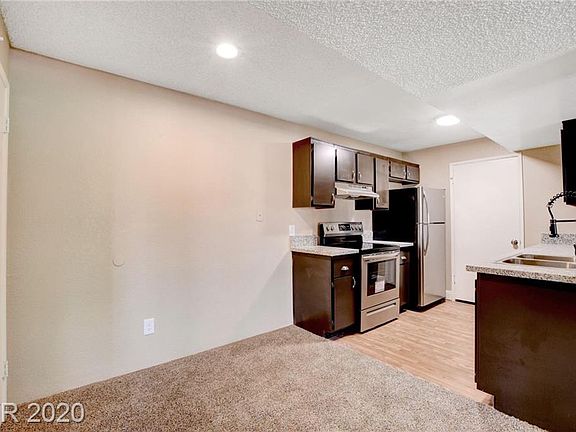 5th image of 211 Mission Laguna Ln APT 202