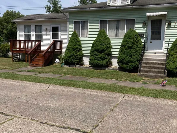 17 Green St, Buckhannon, WV 26201