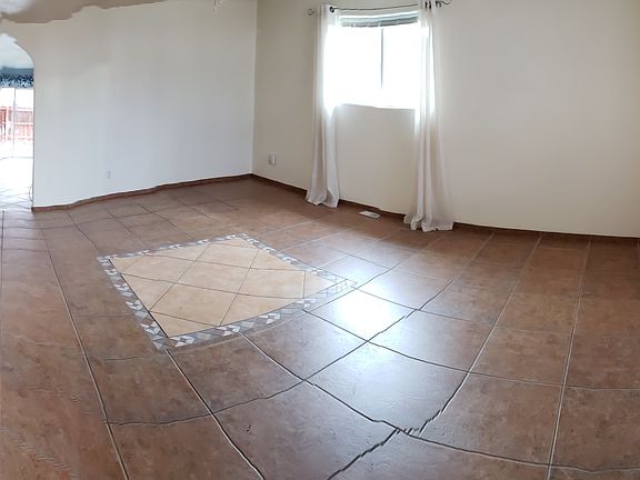 "Shall we dance" Living Room