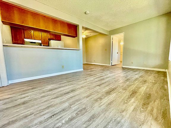 3rd image of 1352-1354 Reed Ave #1354-1