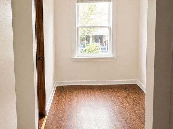 4th image of 640 Maryland Ave APT 2F