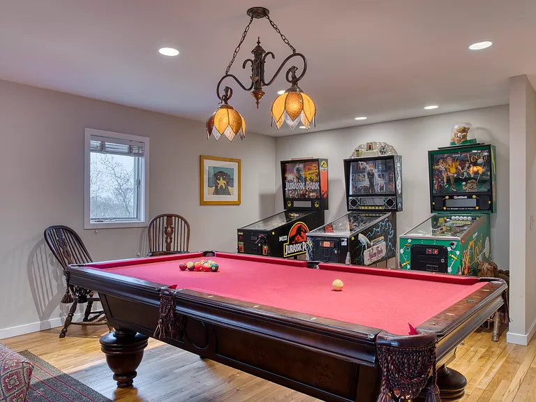 24 Seaside Ave — Photo 6