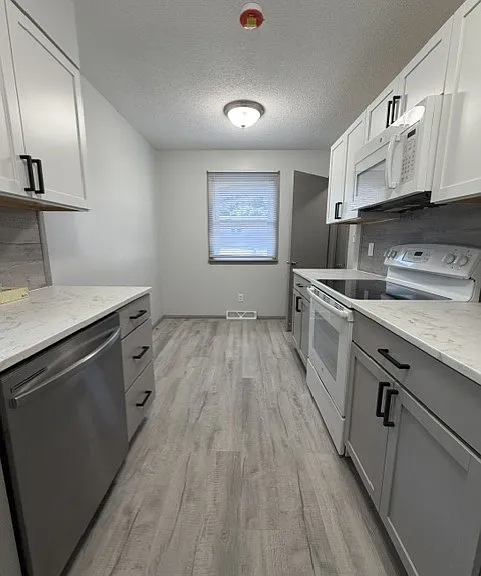 1809 Garry Ave NW — Photo 12