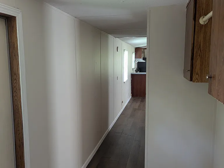 2 bed, 1.0 bath, 800 sqft, $1,199 — Photo 10