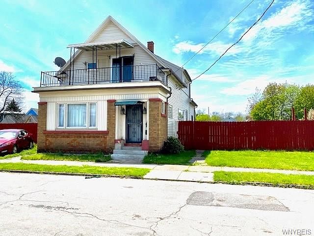 1st image of 70 Krupp Ave