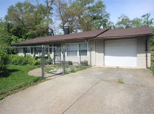 401 Circle Rd, East Saint Louis, IL 62203