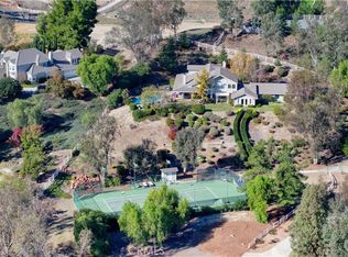 33700 Calle Vis, Temecula, CA 92592