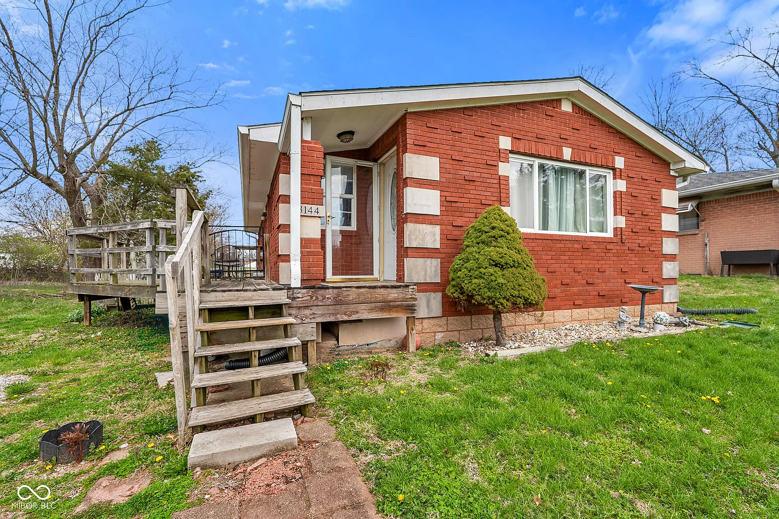 3144 Wade St photo 1