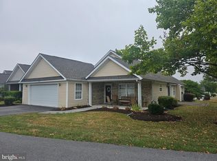 207 Crestwood Ln, Winchester, VA 22602