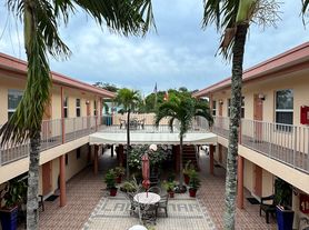 317 N Federal Hwy, Lake Worth, FL