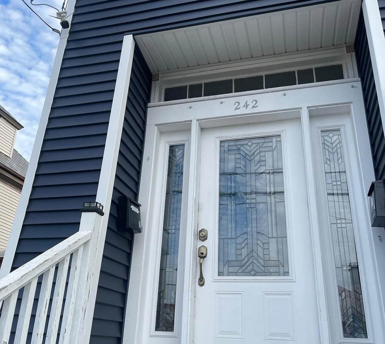 242 Essex St — Photo 2