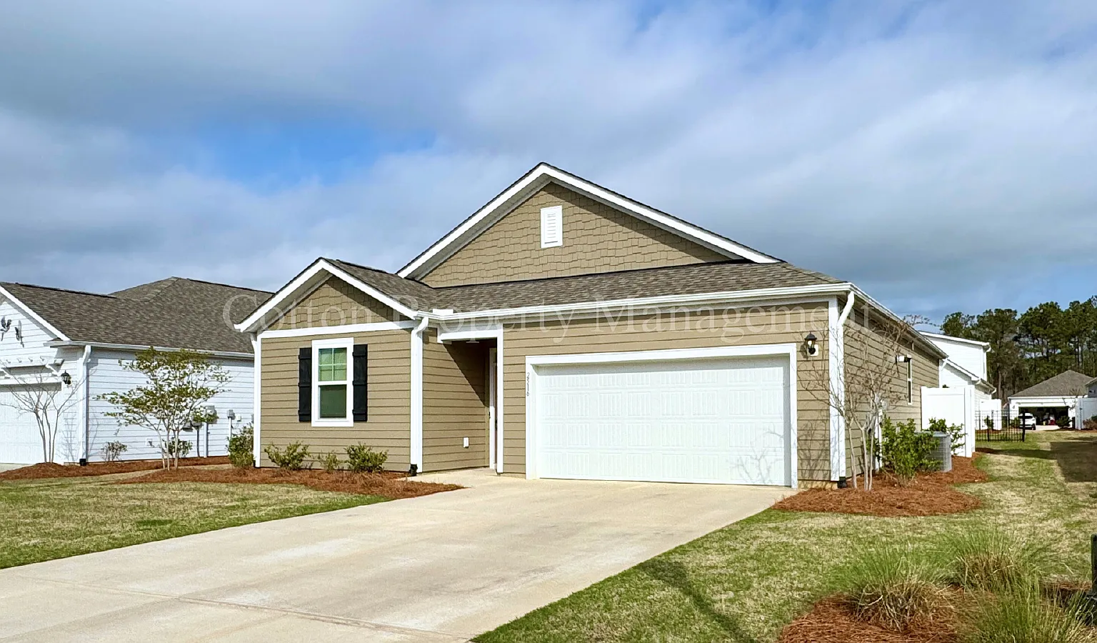3 bed, 2.0 bath, 1475 sqft, $2,100 — Photo 2