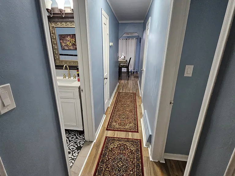 20984 Dexter Blvd — Photo 9