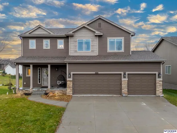 9406 S 173rd St, Omaha, NE 68136