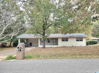 1012 Sugarloaf Ln, Anniston, AL 36207