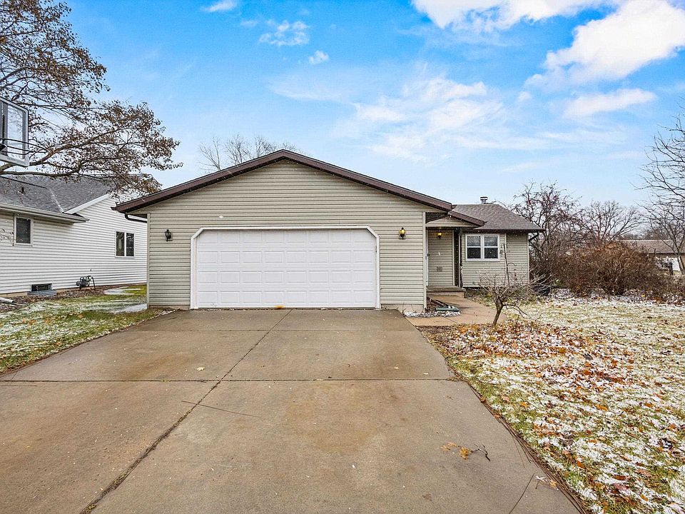 1st image of 1241 Briarwood Dr