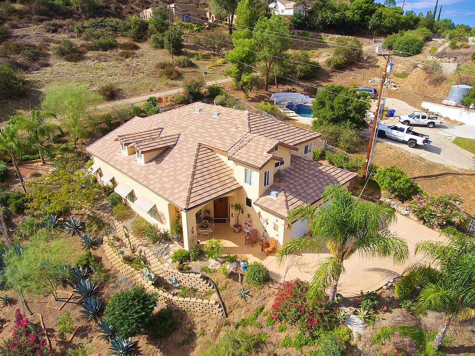 1st image of 22449 Casa De Carol
