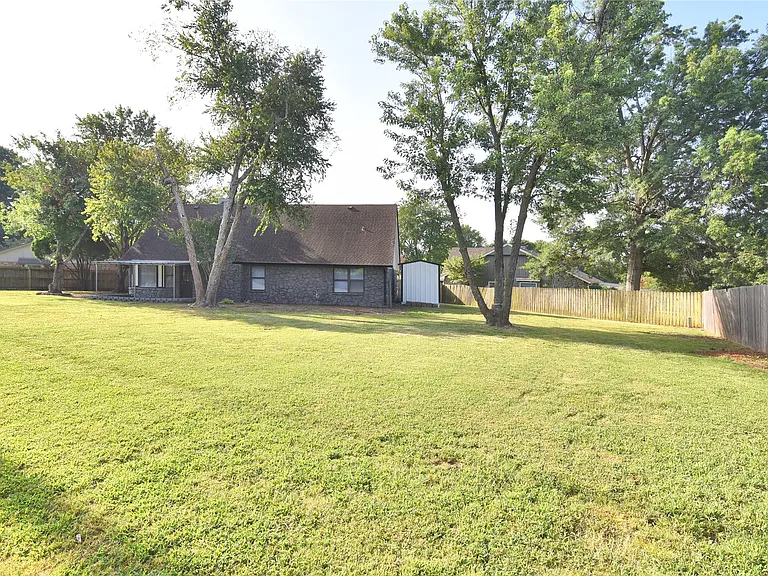 9402 S 69th East Ave — Photo 30